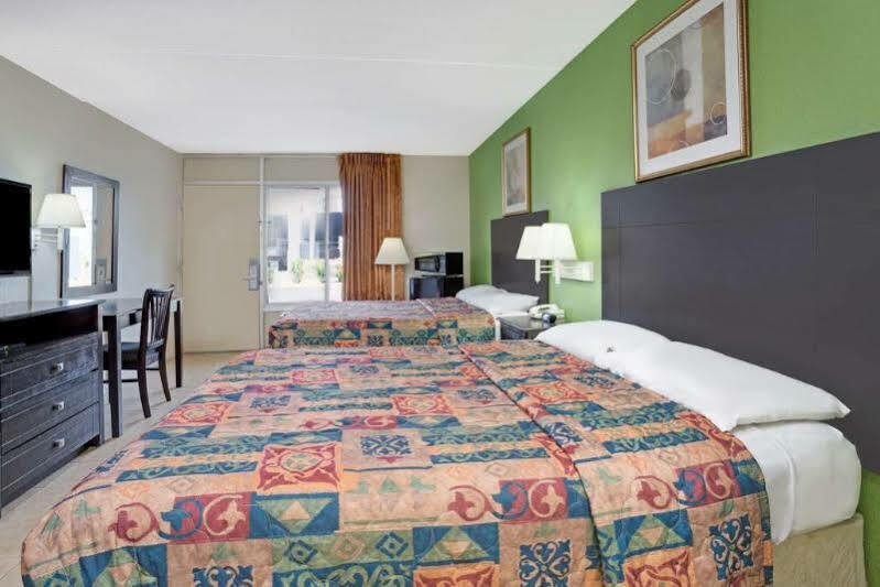 Surestay Hotel By Best Western Jacksonville South Extérieur photo